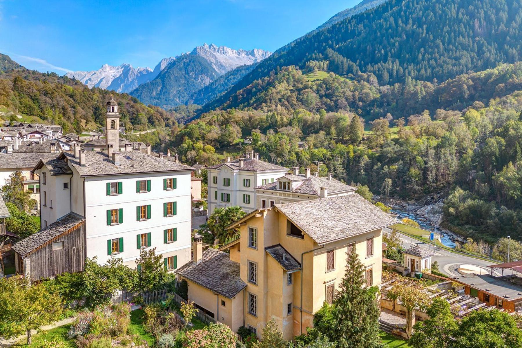 Casa Pool Tra St Moritz E Il Lago Di Como Castasegna Exterior photo